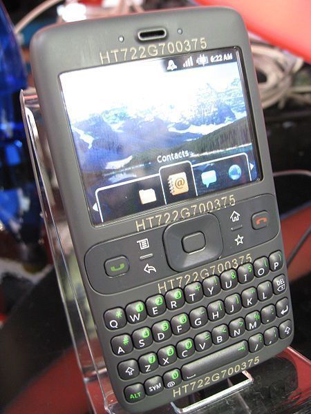 450px Android mobile phone platform early device
