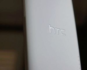Uvidíme na CESu HTC M7?