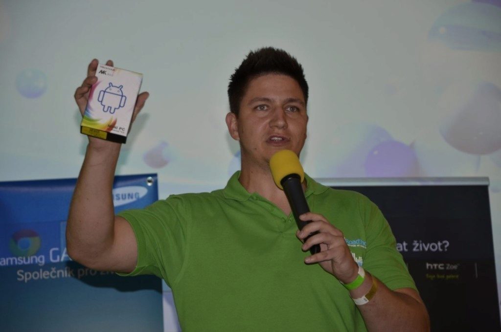 ste8960