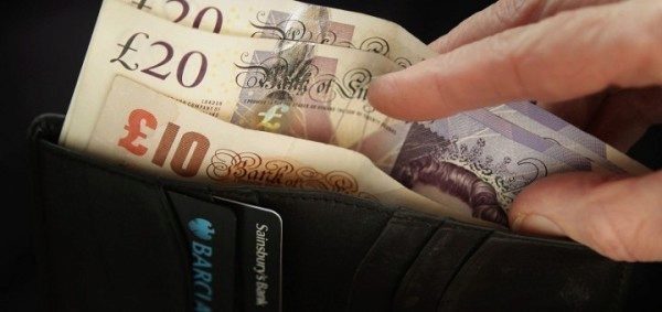 Money-Wallet-720x340