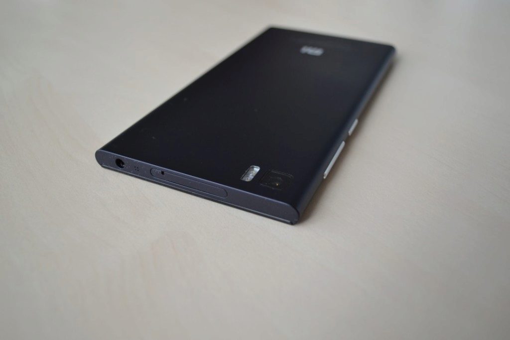 xiaomi mi3 konstrukce 1