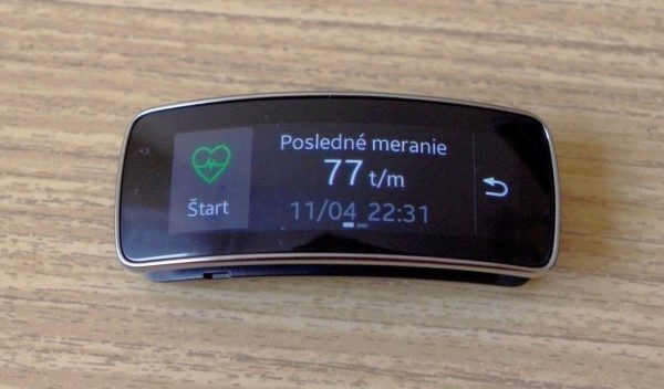 Gear Fit měřič tepu