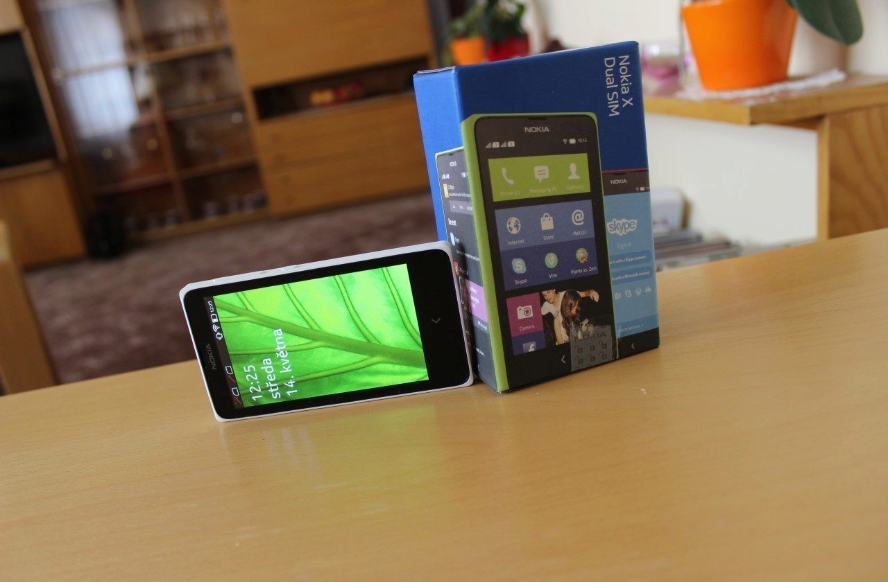 nokia x recenze cover