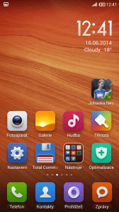 Domácí obrazovka ve stylu iOS