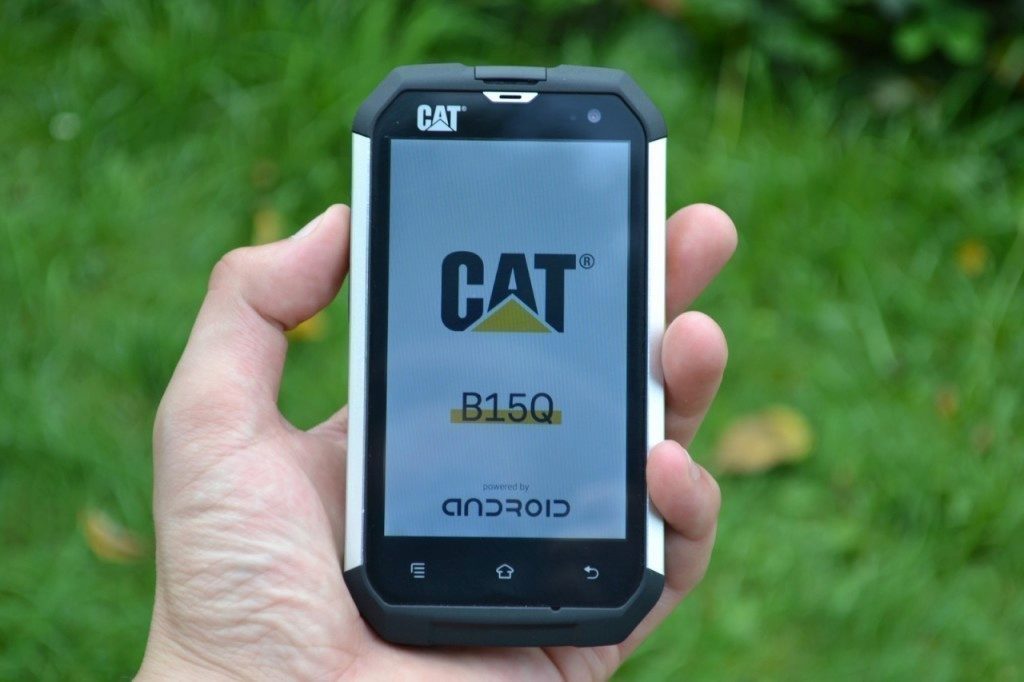 cat b15q predni strana 15
