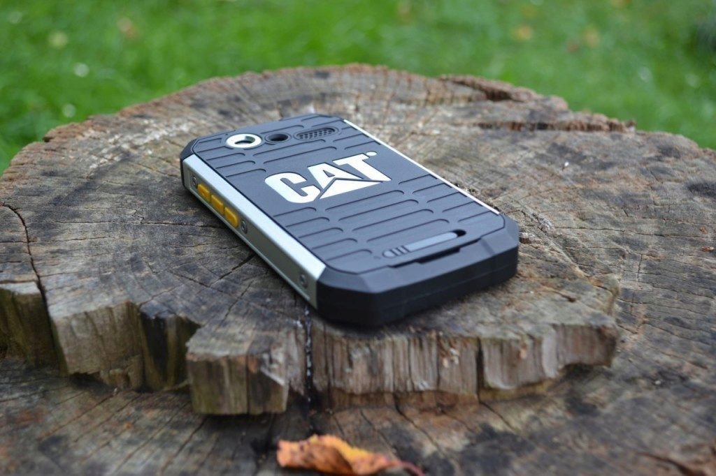 cat b15q zadni strana 6