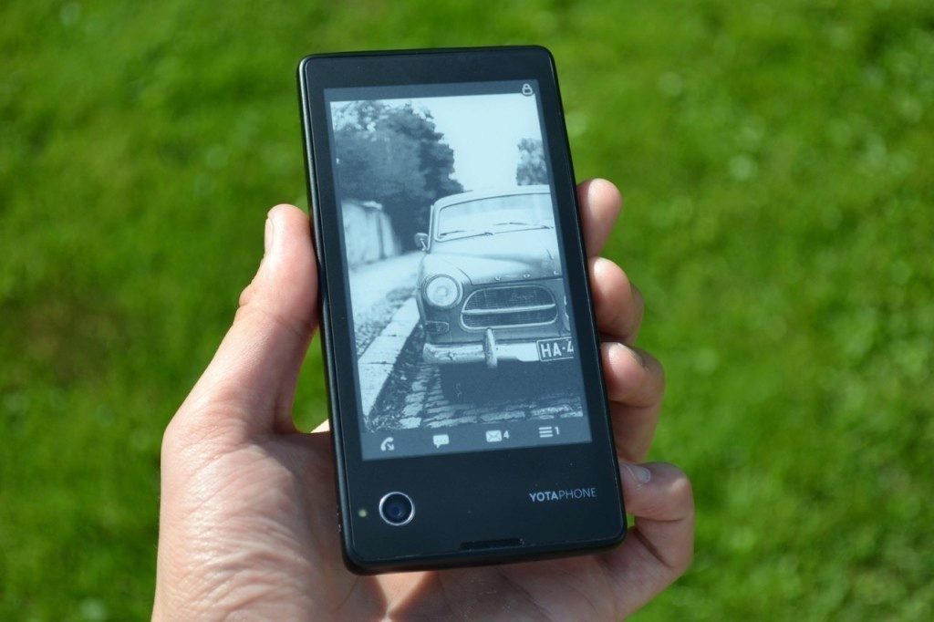 yotaphone c9660 zadni strana 2