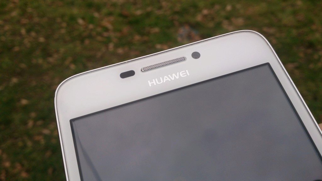 Huawei G630 přední strana senzory led reproduktor