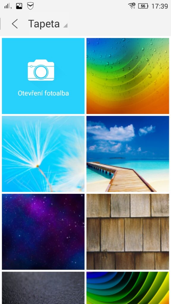 Lenovo S90 centrum témat 2