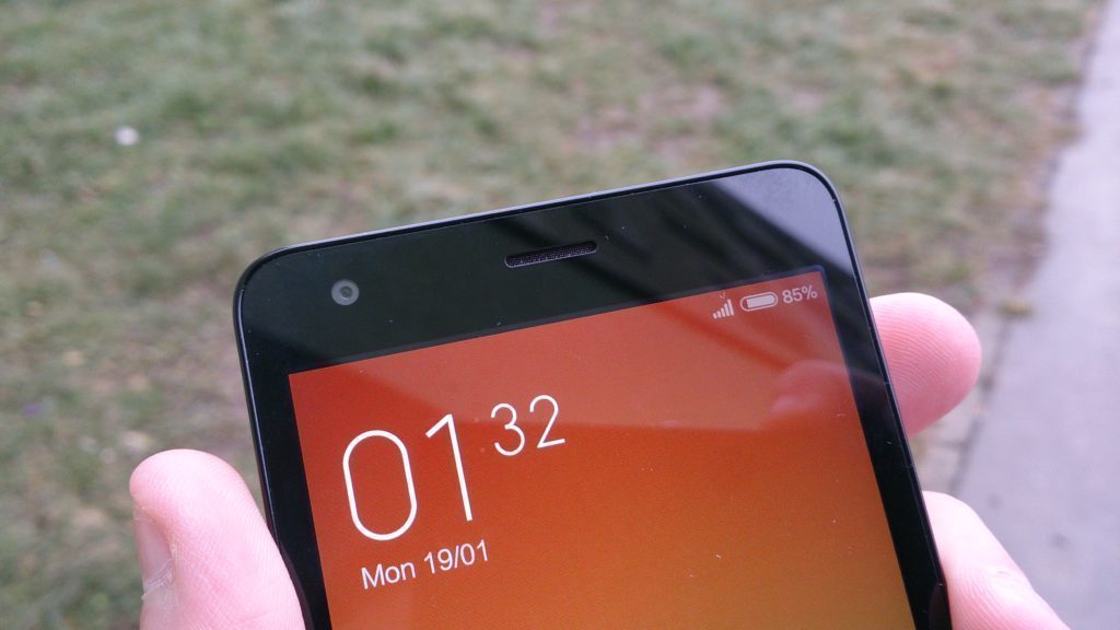 Xiaomi Redmi 2 reproduktor pro volání senzory fotoaparát