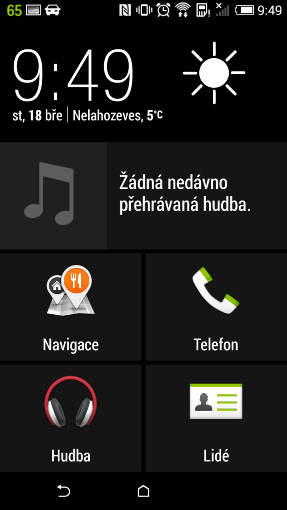 HTC Desire 620 prostředí systému Android 4.4.4 režim auto