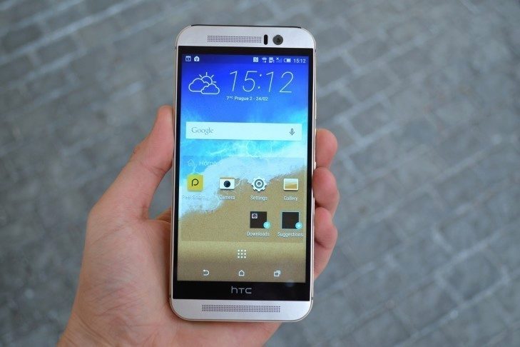 HTC One M9 - konstrukce (1)