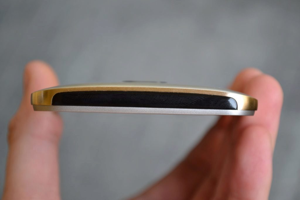 HTC One M9 konstrukce 10