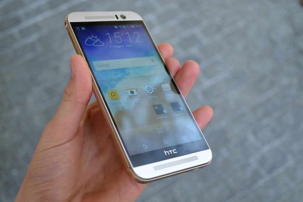 HTC One M9 konstrukce 2