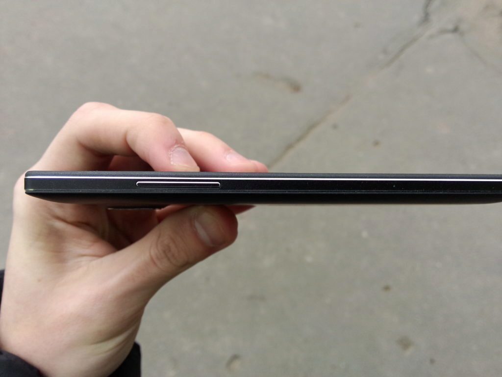 Leagoo Lead 2 kolébka hlasitosti