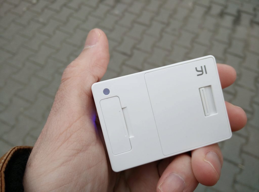 Xiaomi Yi diody za dne 2