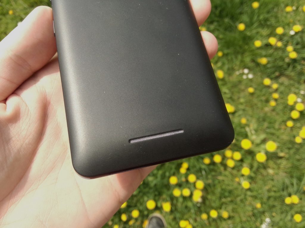 Lenovo A5000 hlasitý reproduktor