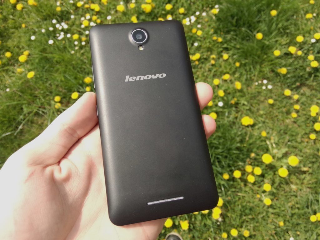 Lenovo A5000 záda telefonu1