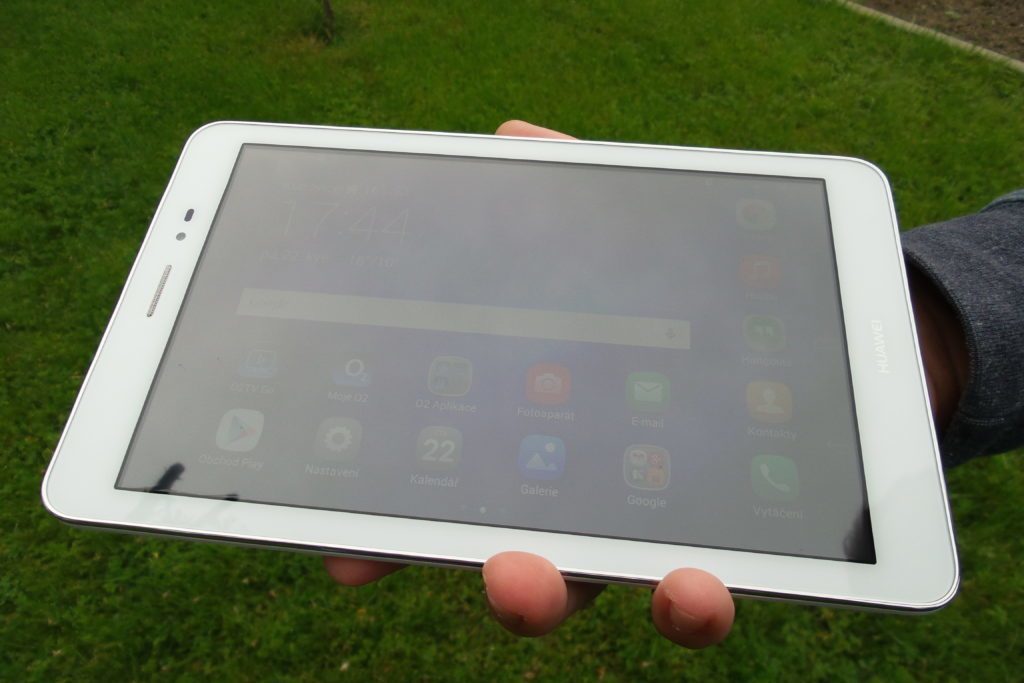 Huawei MediaPad T1 čelní strana