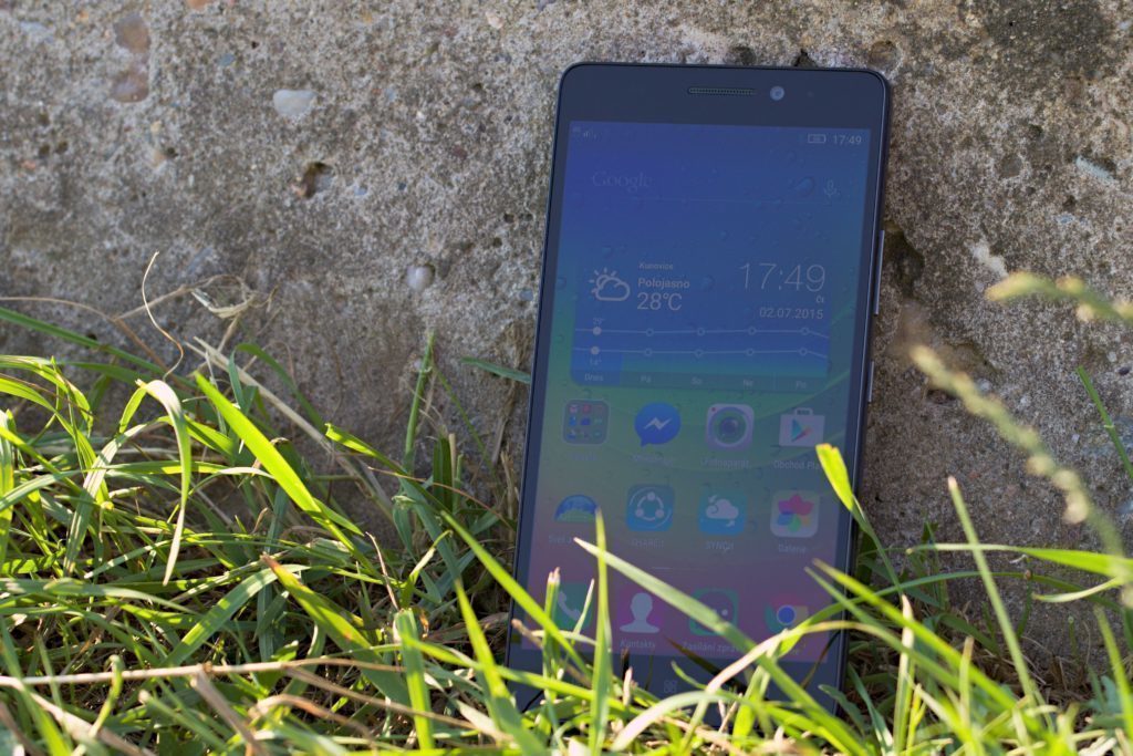 Lenovo A7000 přední strana 3