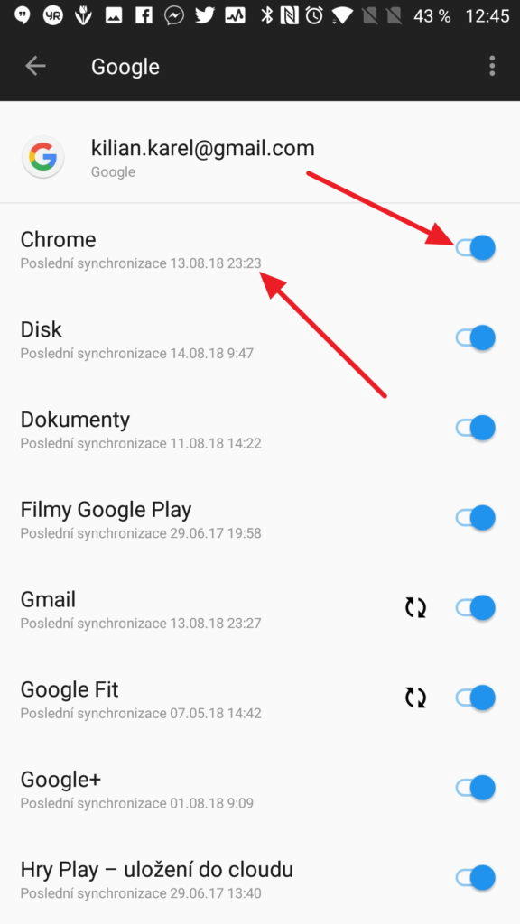 Zapnutá a probíhající synchronizace