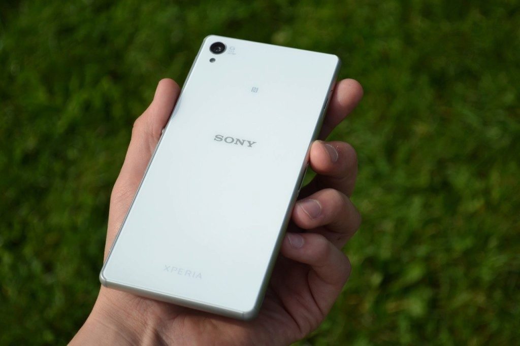 sony xperia z3 zada telefonu 3