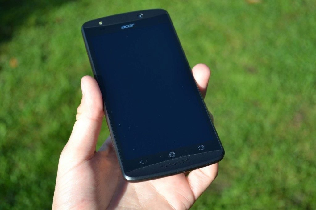 acer liquid e700 predni strana telefonu 2