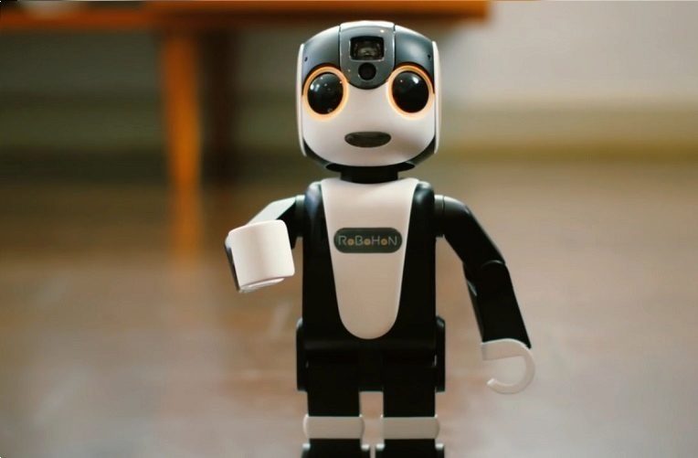 robohon roztomilý smartphone