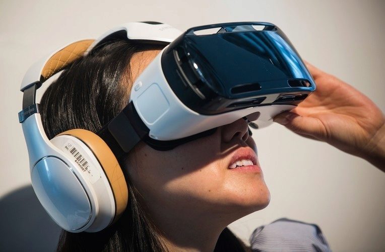 samsung gear vr alza android roadshow 2015