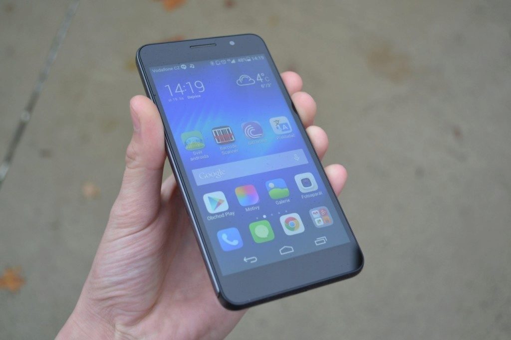 honor 6 predni strana displej 3