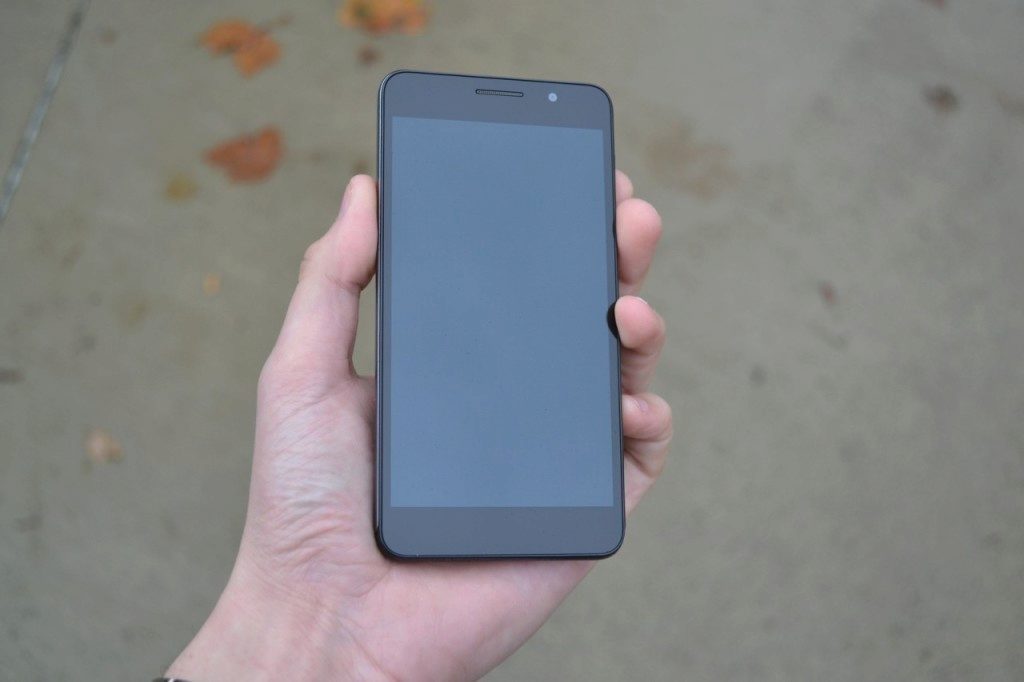 honor 6 predni strana telefonu 5