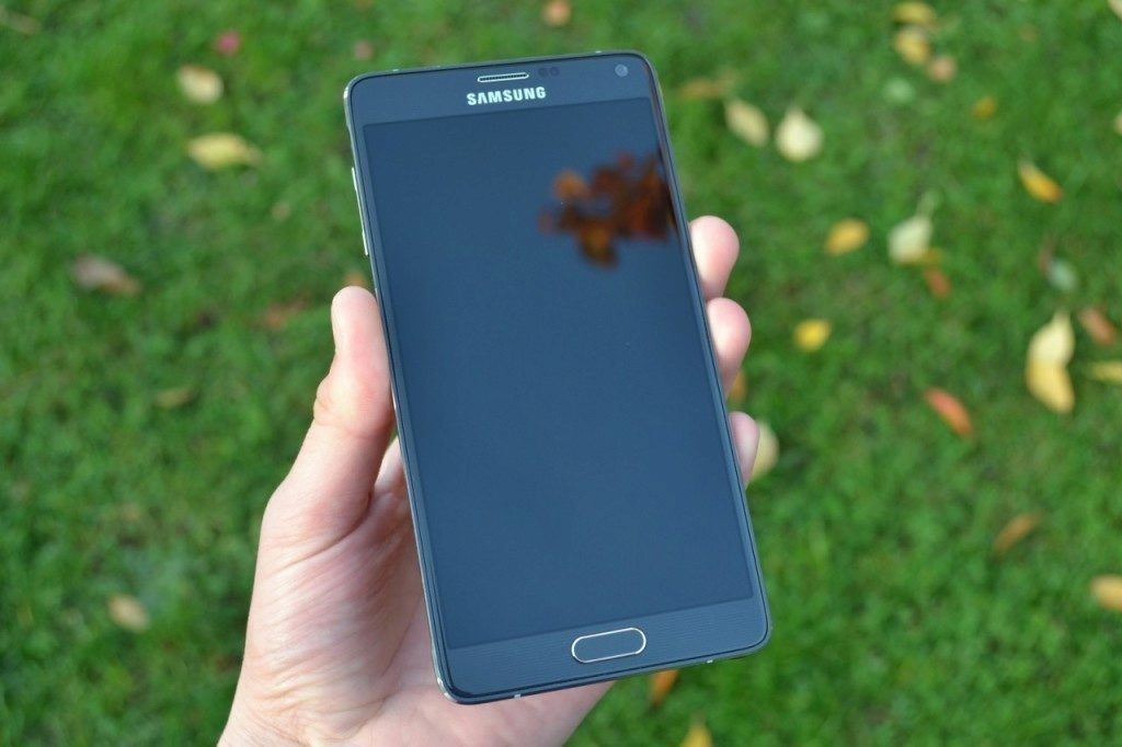 samsung galaxy note 4 predni strana telefonu 1