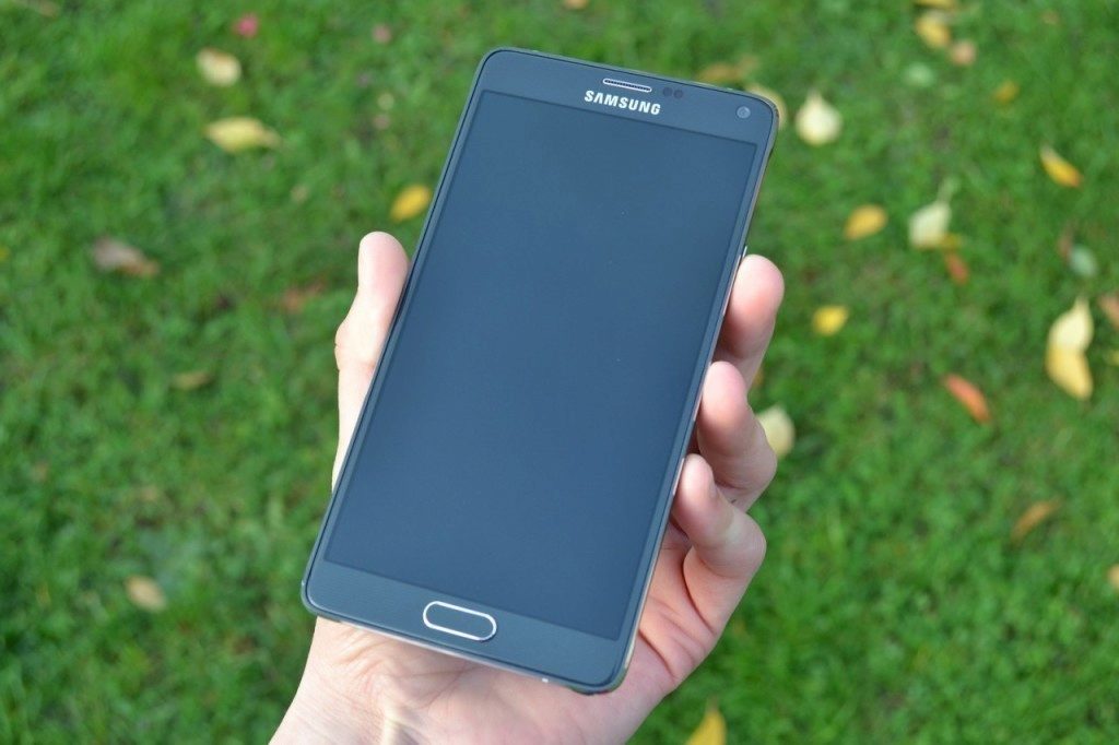 samsung galaxy note 4 predni strana telefonu 2