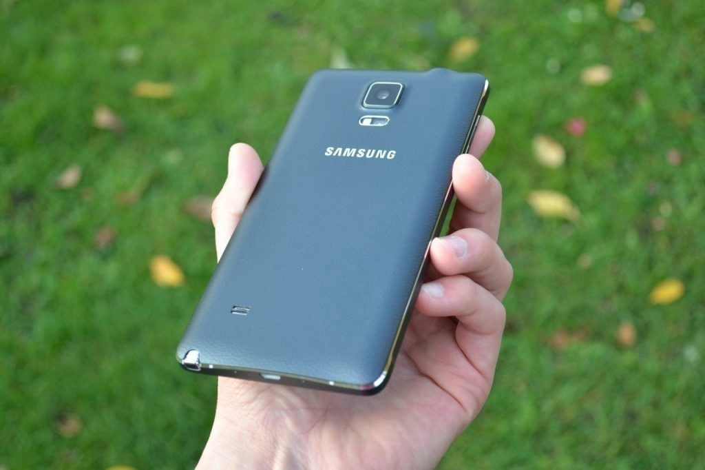 samsung galaxy note 4 zadni strana 3