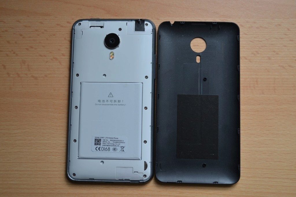 Meizu MX4 zadní kryt dole
