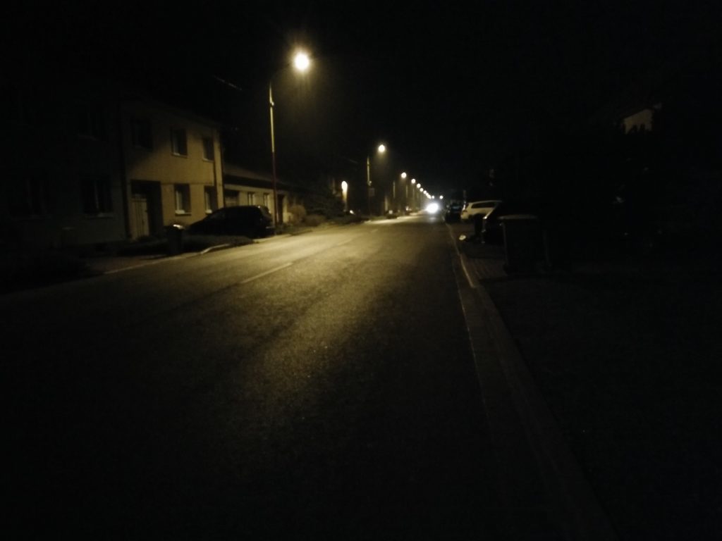 ONEPLUS X zadní fotoaparát 1