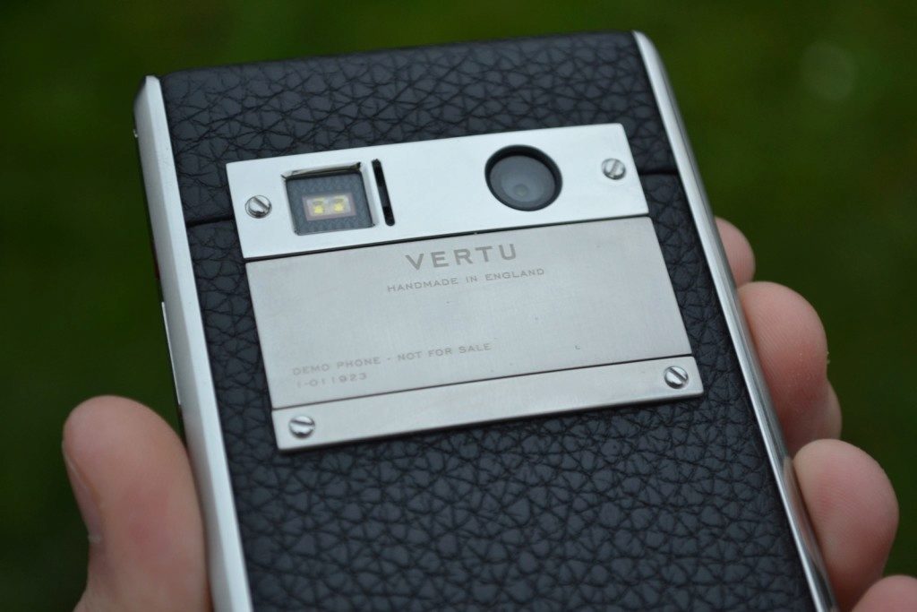 Vertu Aster fotoaparát štítek 3