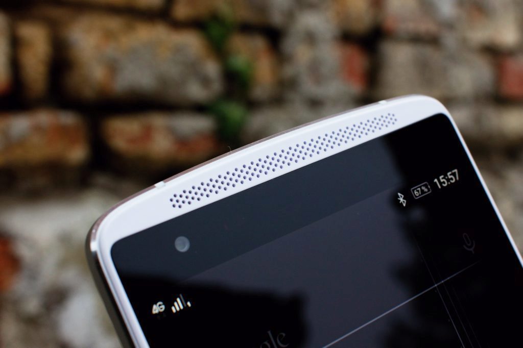 Lenovo Vibe X3 Horní repro