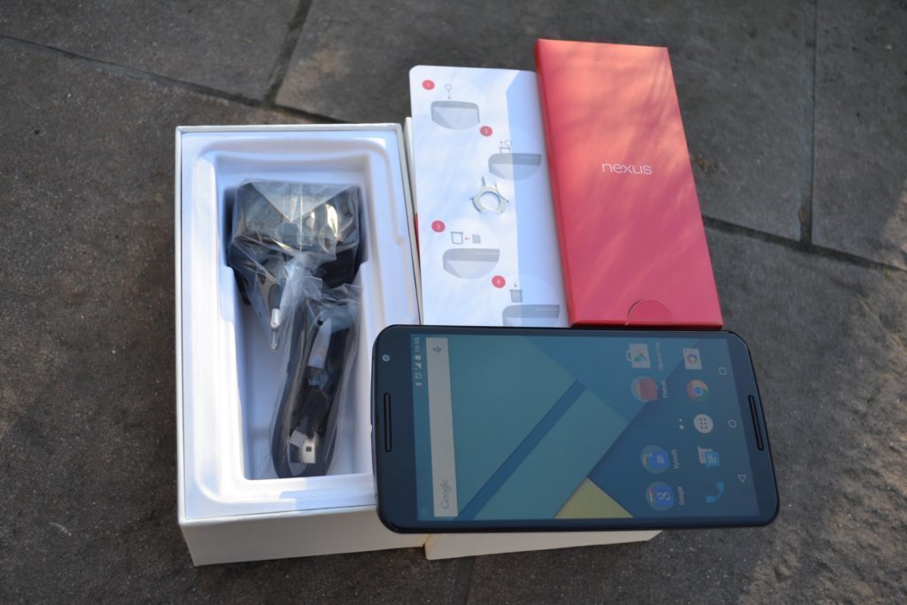 Nexus 6 obsah balení 1
