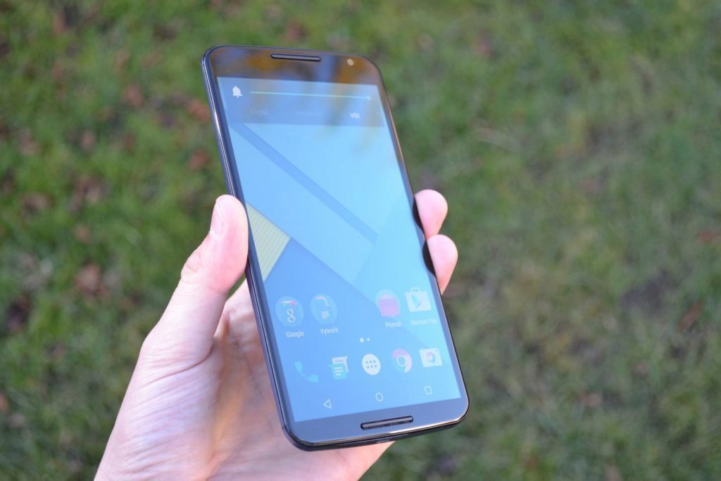 Nexus 6 přední strana telefonu 8