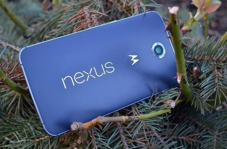 Nexus 6 v trávě konstrukce 8