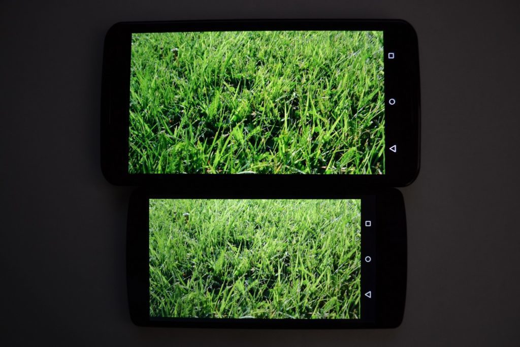 Nexus 6 vs. Nexus 5 srovnání displej 2