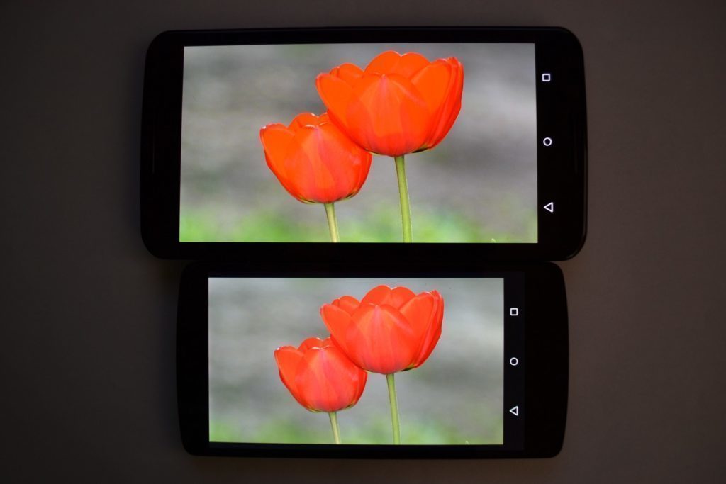 Nexus 6 vs. Nexus 5 srovnání displej 8