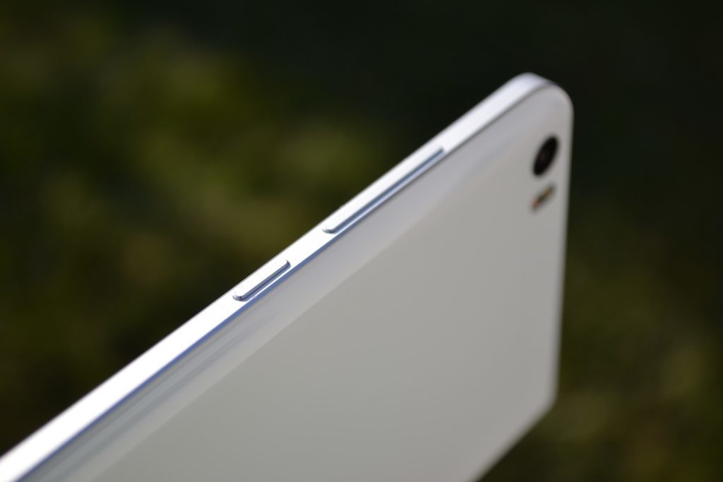 Xiaomi Mi Note konstrukce telefonu 16