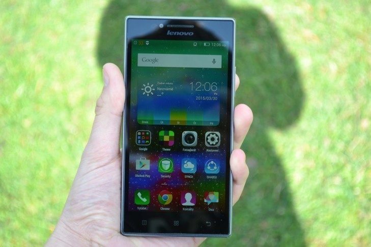 Lenovo P70 - displej
