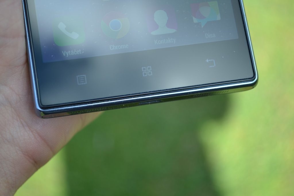 Lenovo P70 dotyková tlačítka 1