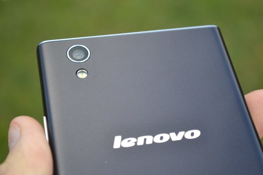 Lenovo P70 objektiv fotoaparátu