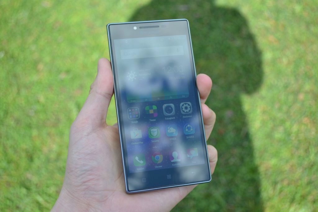 Lenovo P70 přední strana telefonu 3