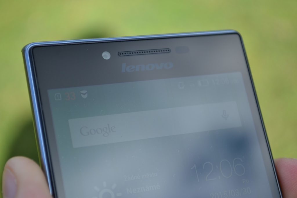 Lenovo P70 senzory LED objektiv přední kamerky reproduktor 2