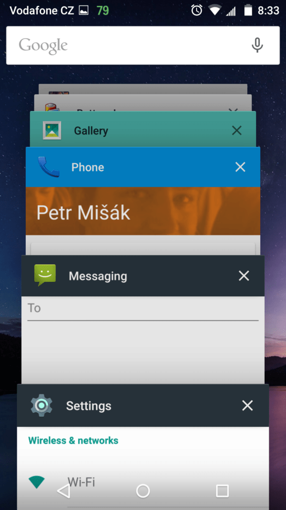 Motorola Moto X 2014 prostředí systému Android 5 7